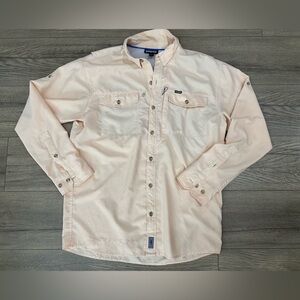 Patagonia mens size M Cayo shirt
